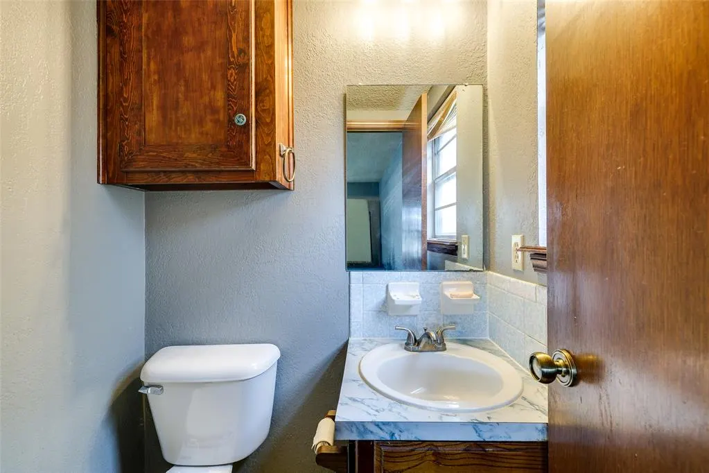 Photo 24 — 628 Baer Drive, Moore, OK 73160