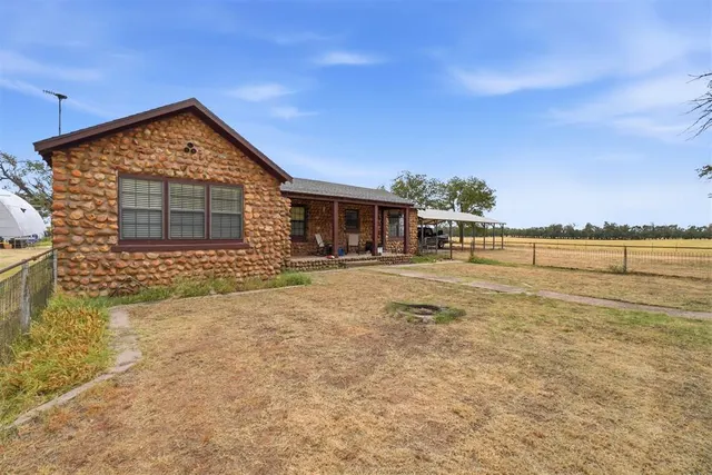 Photo 8 — 30749 N County Road 2030 Road, Granite, OK 73547