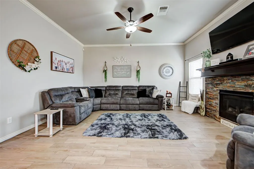 Photo 9 — 7129 NW 145th Street, Oklahoma City, OK 73142