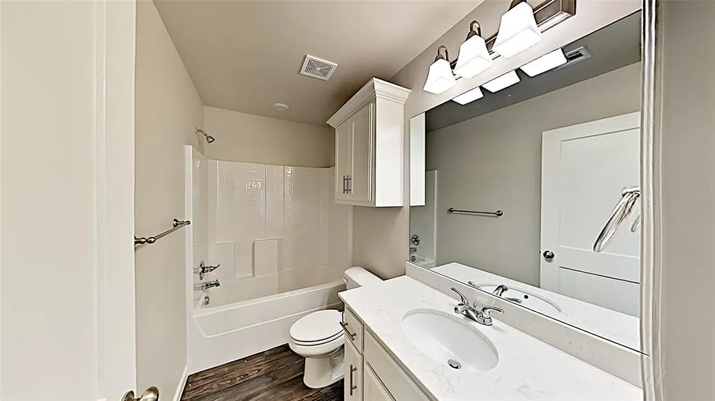 Photo 9 — 4922 Avion Court, Oklahoma City, OK 73135