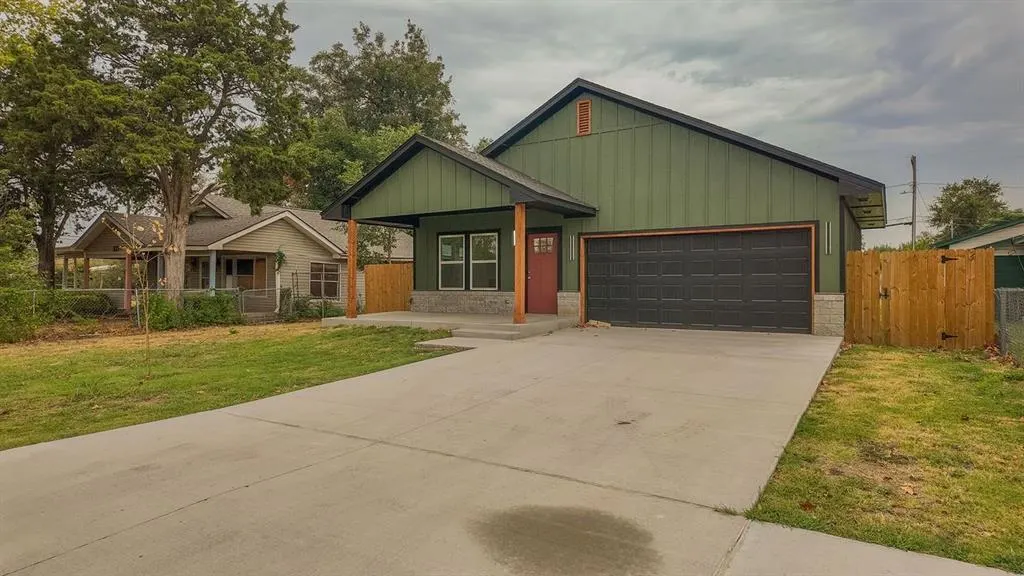 Front exterior — 325 SE 19th Street, Oklahoma City, OK 73129