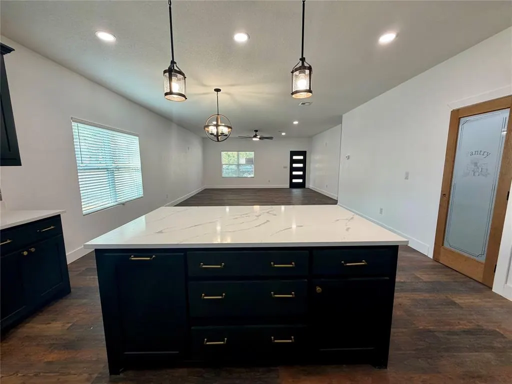 Photo 10 — 402 SE 1st Avenue, Ardmore, OK 73401