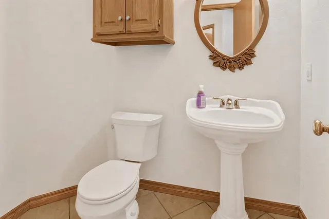 Photo 8 — 3335 Del Aire Place, Oklahoma City, OK 73115