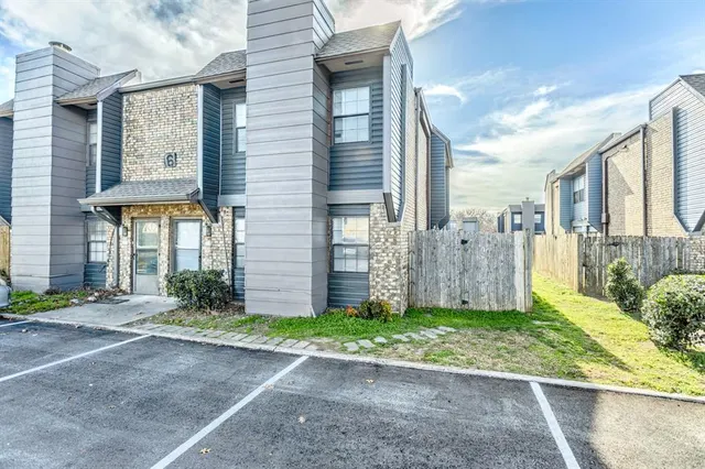 Photo 3 — 401 SE 12th Avenue 137, Norman, OK 73071