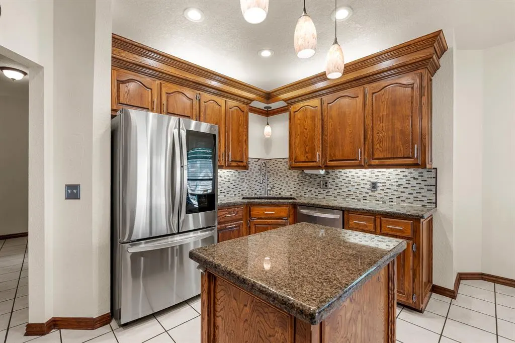 Photo 13 — 11913 Chelsea Chase, Oklahoma City, OK 73170