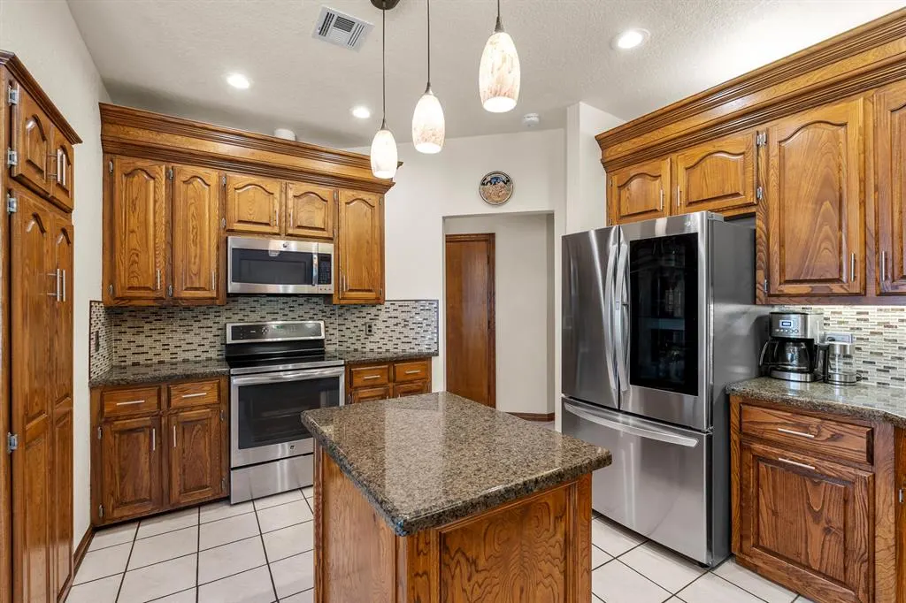 Photo 15 — 11913 Chelsea Chase, Oklahoma City, OK 73170