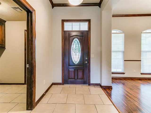 Photo 4 — 309 E Richmond Terrace, Mustang, OK 73064