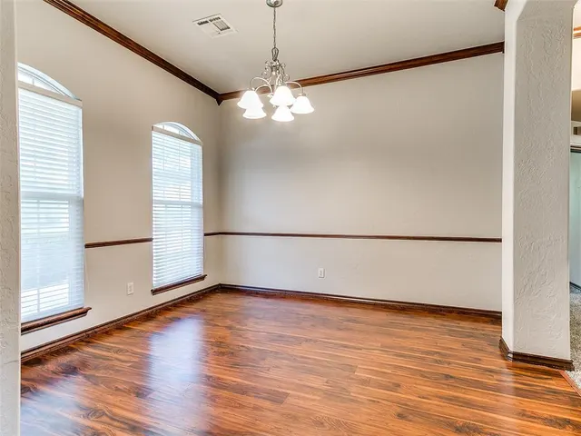 Photo 7 — 309 E Richmond Terrace, Mustang, OK 73064