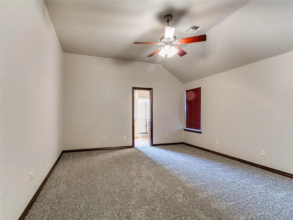 Photo 10 — 309 E Richmond Terrace, Mustang, OK 73064