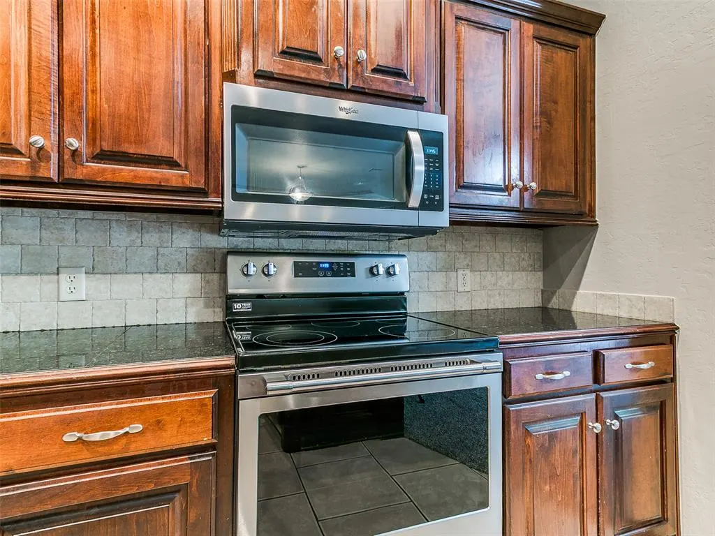 Photo 19 — 309 E Richmond Terrace, Mustang, OK 73064