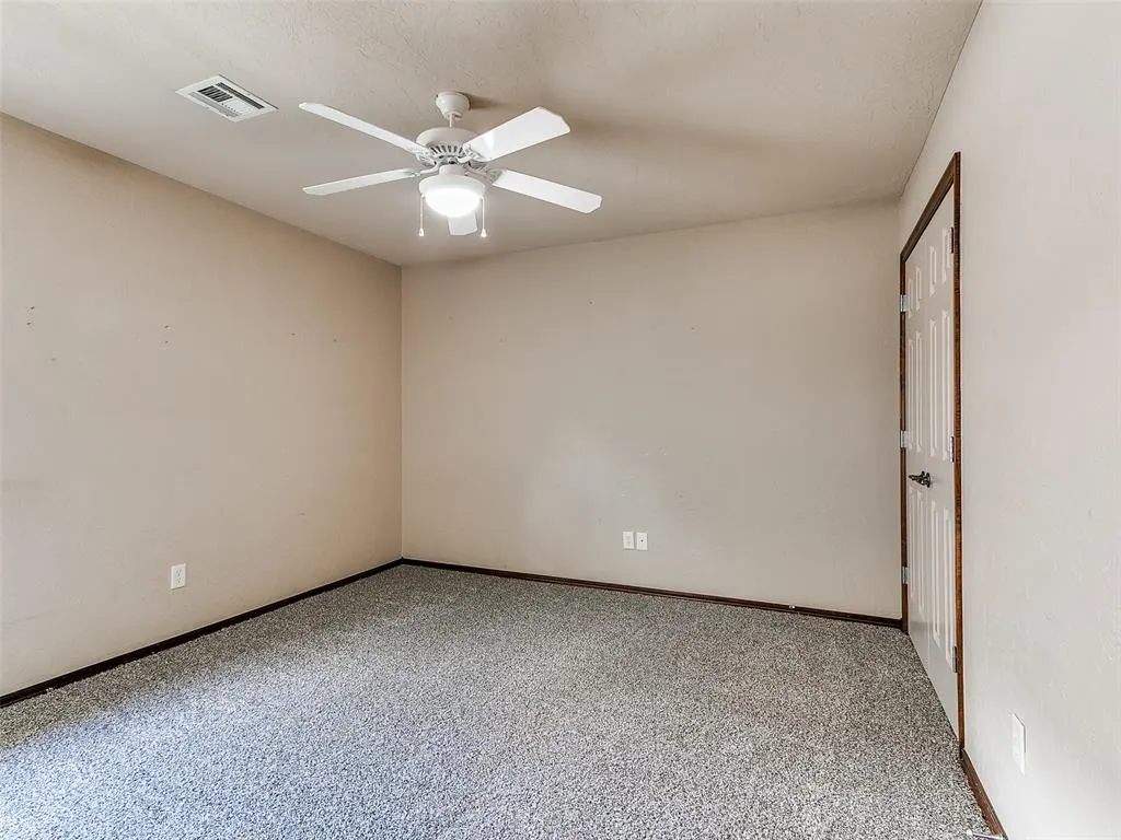 Photo 24 — 309 E Richmond Terrace, Mustang, OK 73064