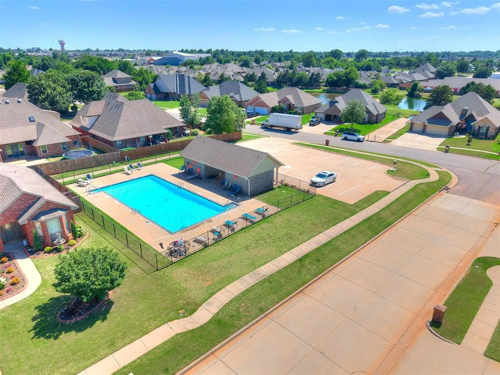 Photo 30 — 309 E Richmond Terrace, Mustang, OK 73064