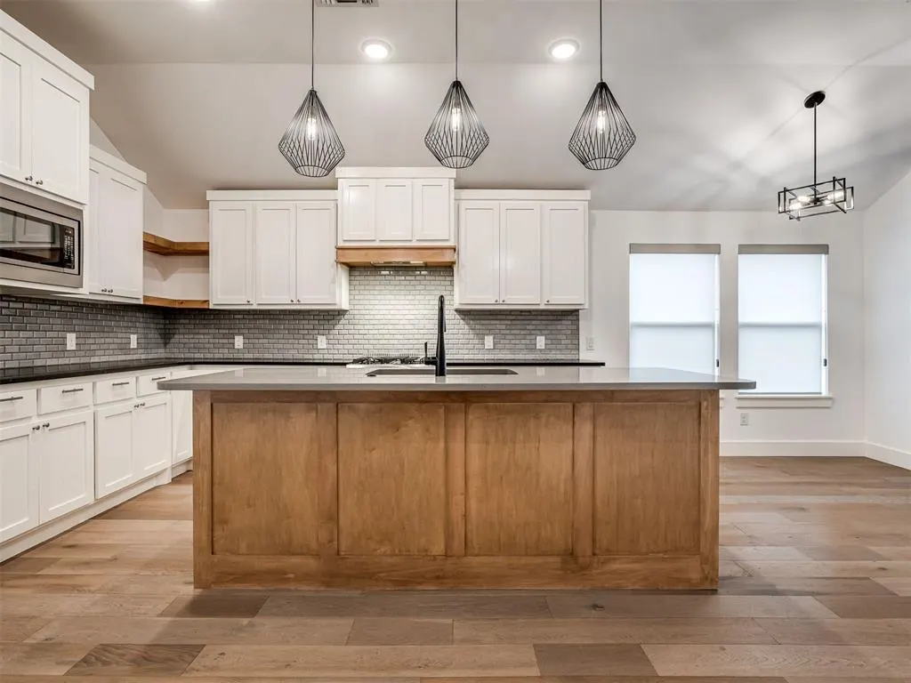 Photo 6 — 3113 Montane Court, Norman, OK 73069