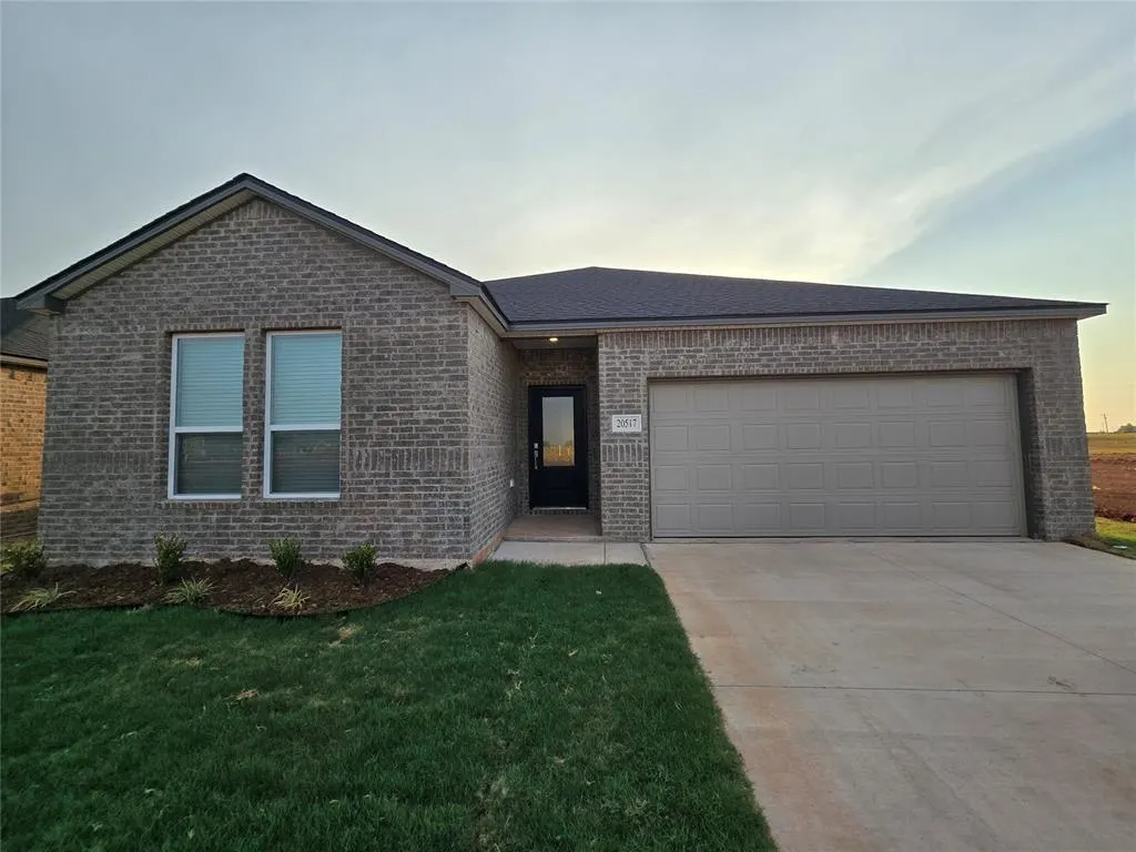 Front exterior — 20517 Mule Deer Drive, Edmond, OK 73012
