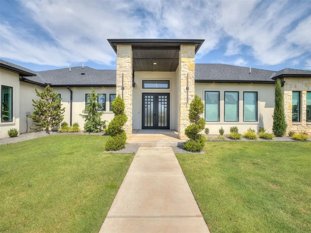 Front exterior — 2189 NW 227th Street, Edmond, OK 73025