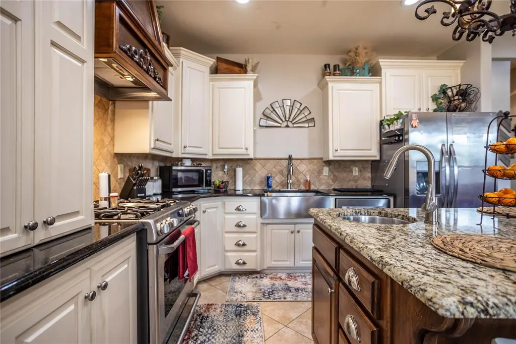 Photo 12 — 2200 Stratta Drive, Weatherford, OK 73096