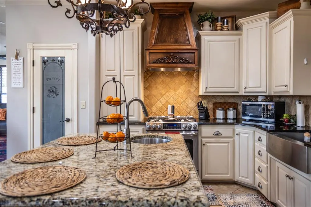 Photo 13 — 2200 Stratta Drive, Weatherford, OK 73096