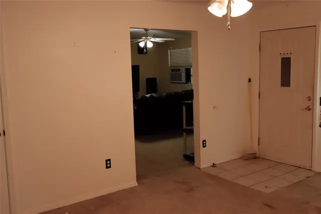Photo 6 — 916 N Windermere Drive, Oklahoma City, OK 73160