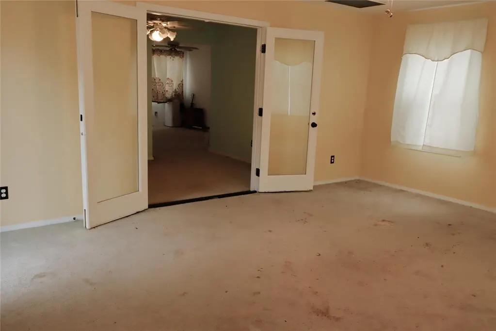 Photo 12 — 916 N Windermere Drive, Oklahoma City, OK 73160