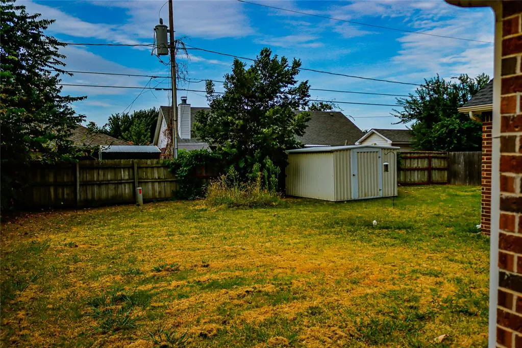 Photo 24 — 916 N Windermere Drive, Oklahoma City, OK 73160