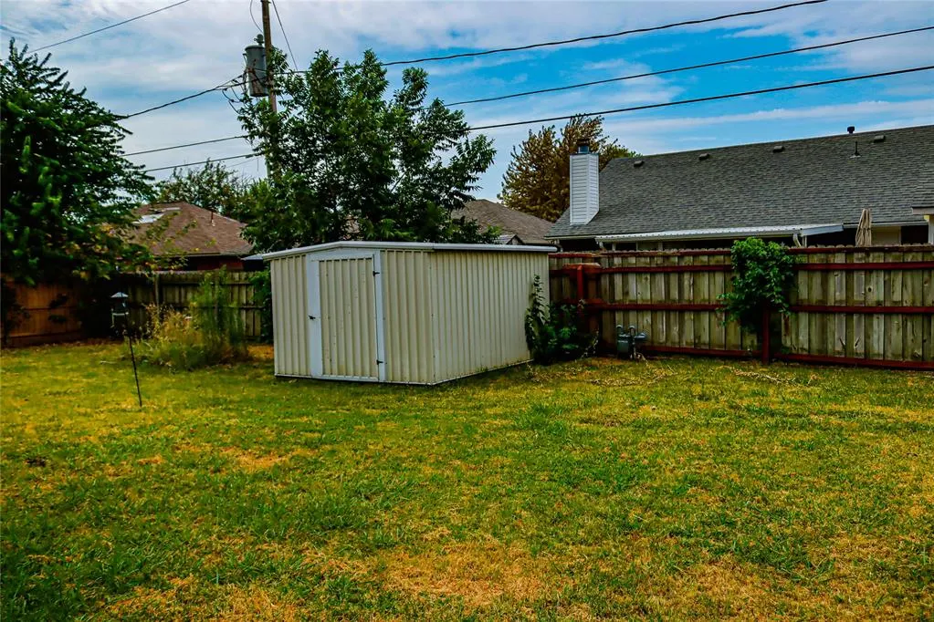 Photo 28 — 916 N Windermere Drive, Oklahoma City, OK 73160