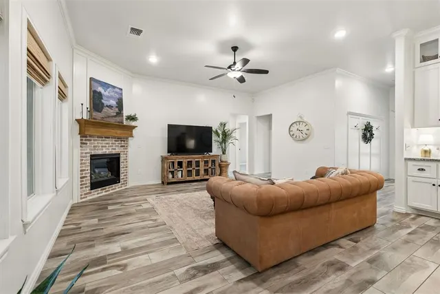 Photo 8 — 8008 Mimosa Drive, Edmond, OK 73034