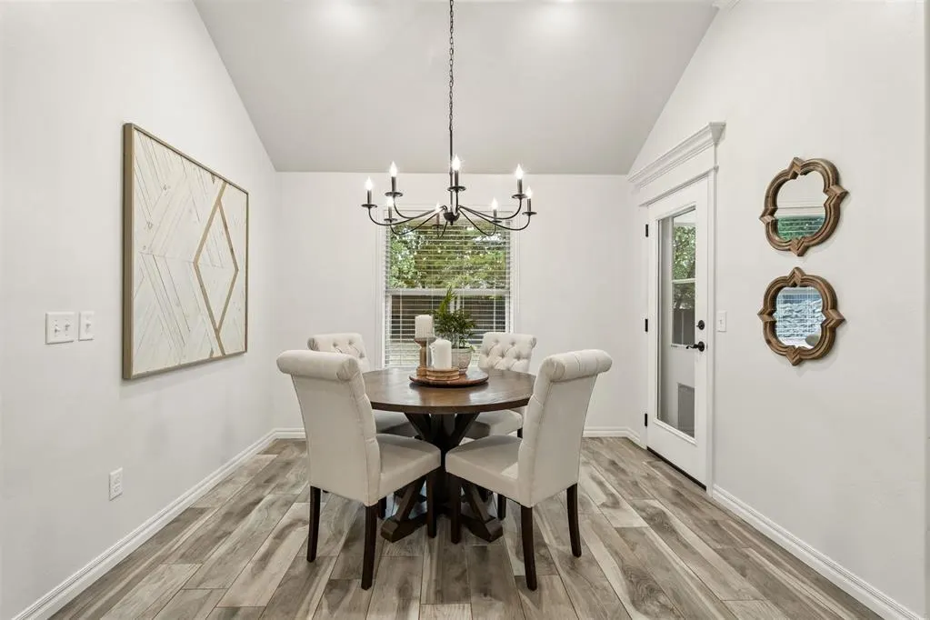 Photo 9 — 8008 Mimosa Drive, Edmond, OK 73034