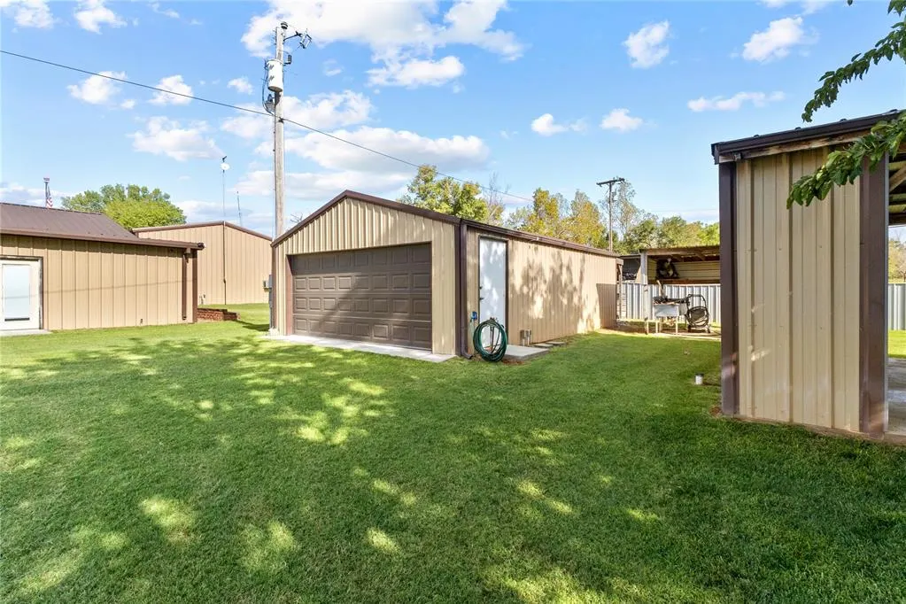 Photo 47 — 217 N Pioneer Street, Fort Cobb, OK 73038