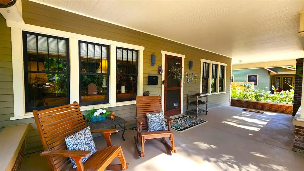 Photo 2 — 517 S Flood Avenue, Norman, OK 73069