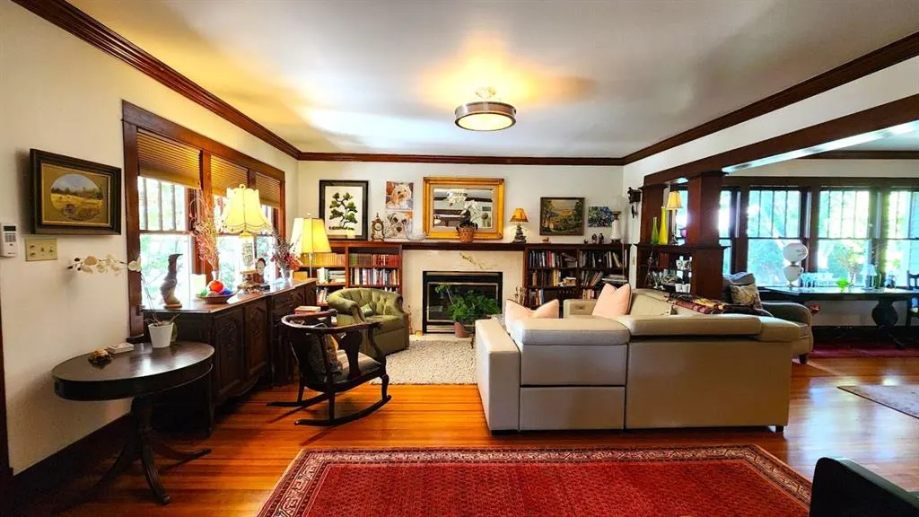Photo 4 — 517 S Flood Avenue, Norman, OK 73069