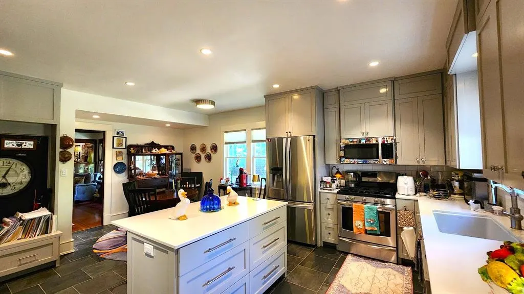 Photo 12 — 517 S Flood Avenue, Norman, OK 73069