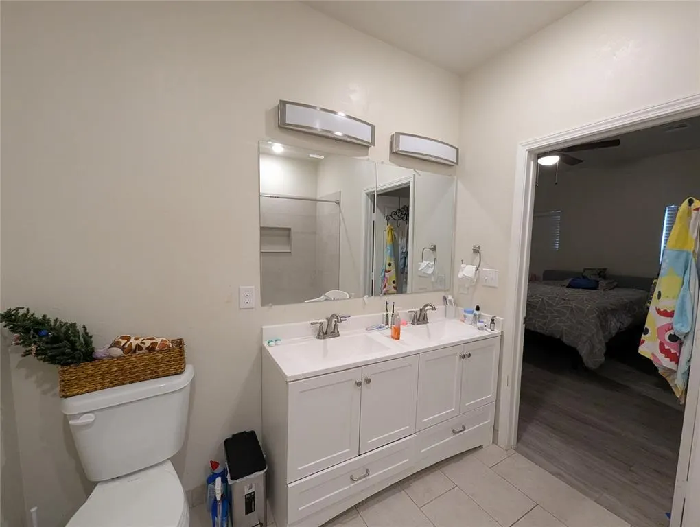 Photo 9 — 431 NW 116th Street, Oklahoma City, OK 73114