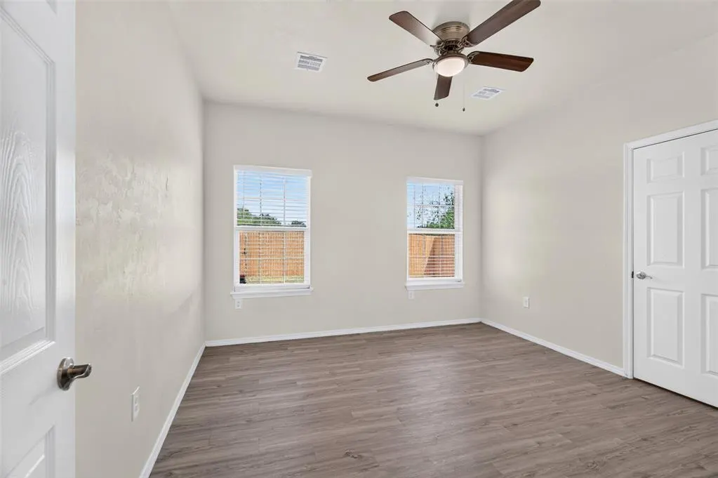 Photo 13 — 431 NW 116th Street, Oklahoma City, OK 73114