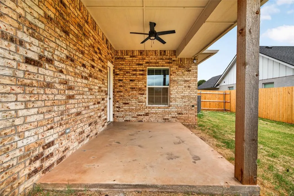 Photo 23 — 431 NW 116th Street, Oklahoma City, OK 73114