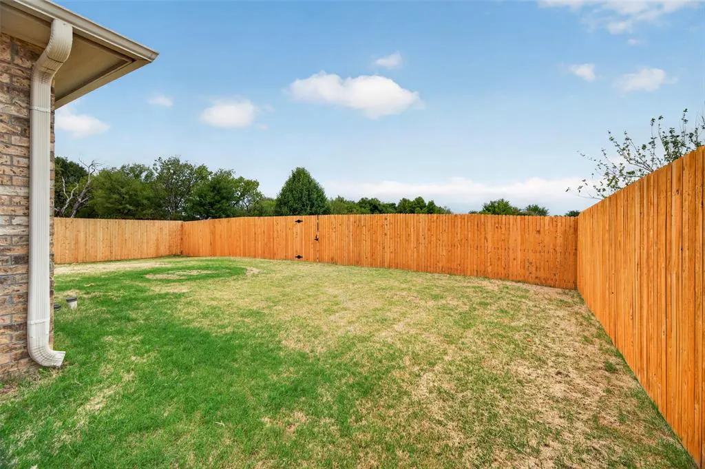 Photo 24 — 431 NW 116th Street, Oklahoma City, OK 73114
