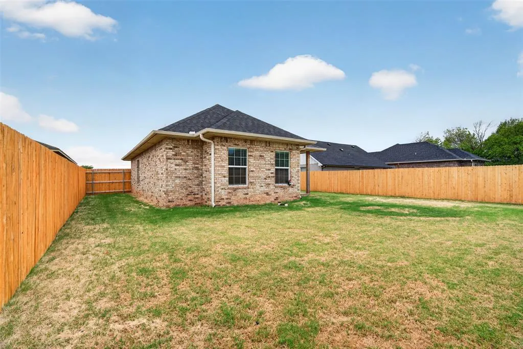 Photo 26 — 431 NW 116th Street, Oklahoma City, OK 73114