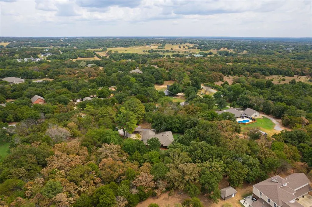 Front exterior — 5611 Covey Run Drive, Edmond, OK 73034