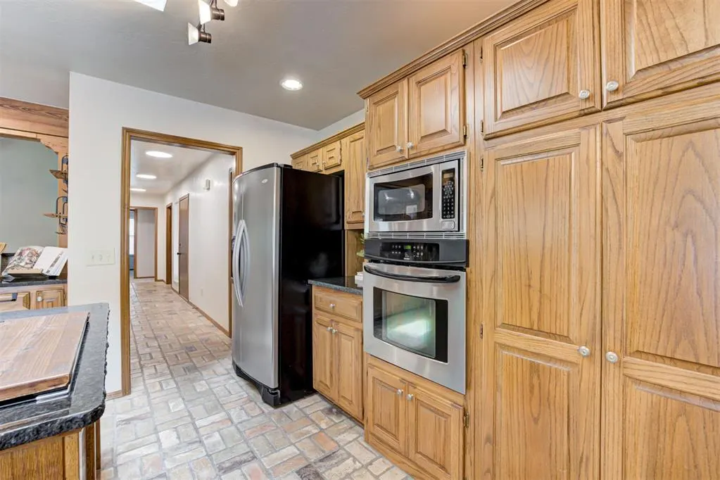 Photo 17 — 5611 Covey Run Drive, Edmond, OK 73034