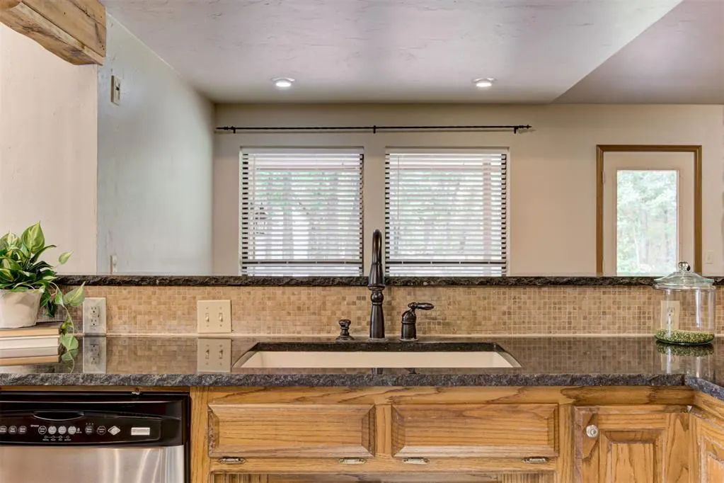 Photo 18 — 5611 Covey Run Drive, Edmond, OK 73034