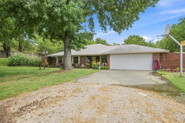 Photo 2 — 12301 Us Highway 77, Lexington, OK 73051