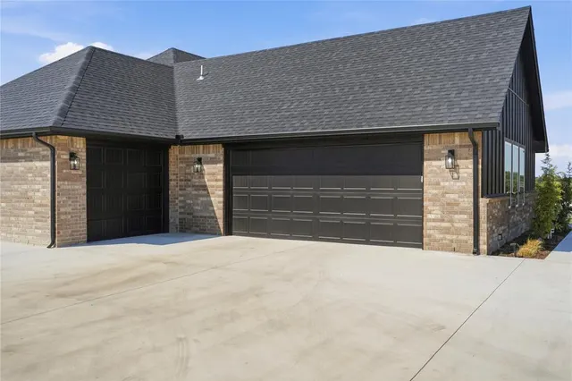 Photo 4 — 2439 Wolf Creek Bend, Blanchard, OK 73010