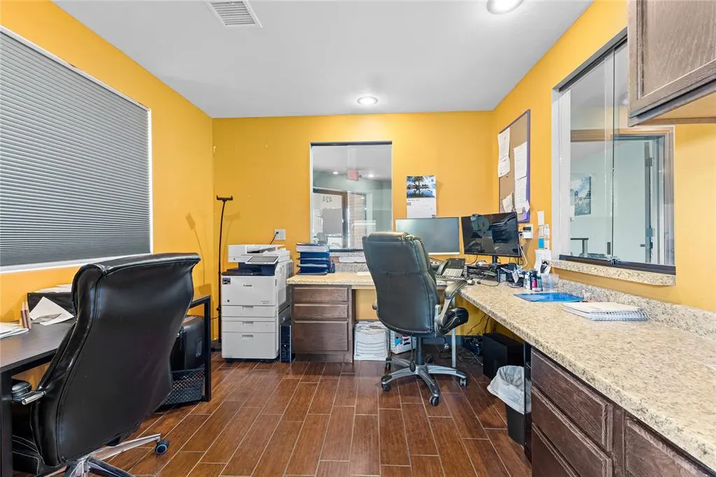 Photo 9 — 424 N State Street, Weatherford, OK 73096