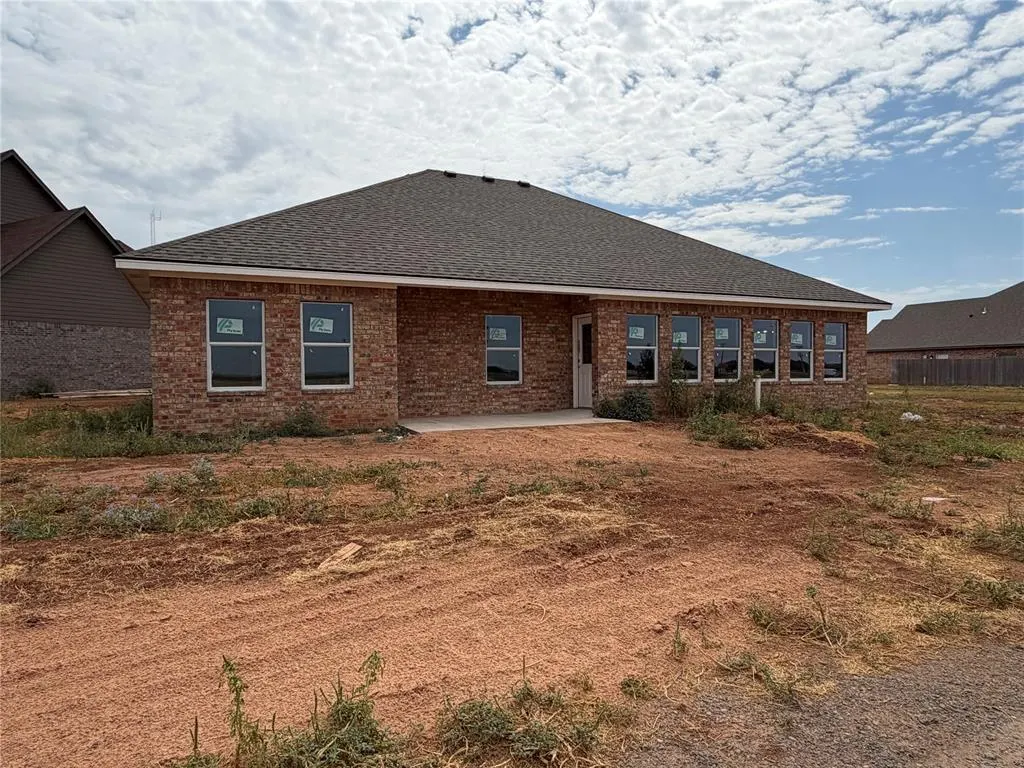 Photo 4 — 3325 Continental Court, Altus, OK 73521
