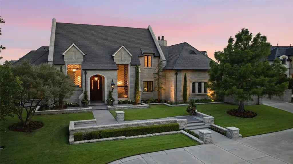 Front exterior — 14909 Gaillardia Lane, Oklahoma City, OK 73142