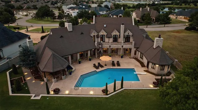 Photo 8 — 14909 Gaillardia Lane, Oklahoma City, OK 73142