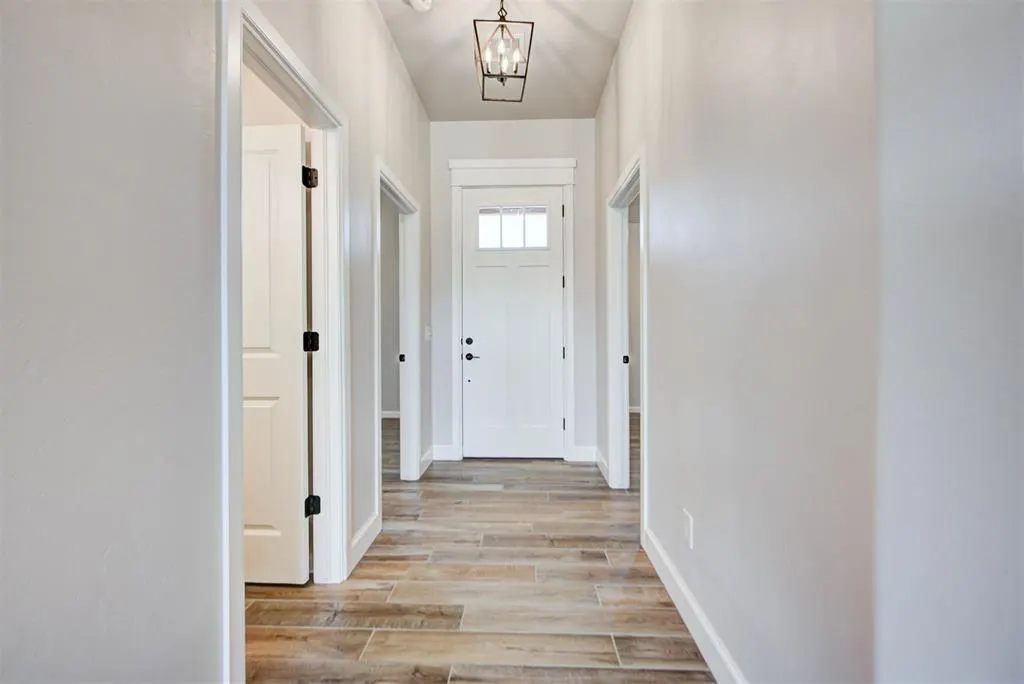 Photo 2 — 2003 Leo Court, Blanchard, OK 73010