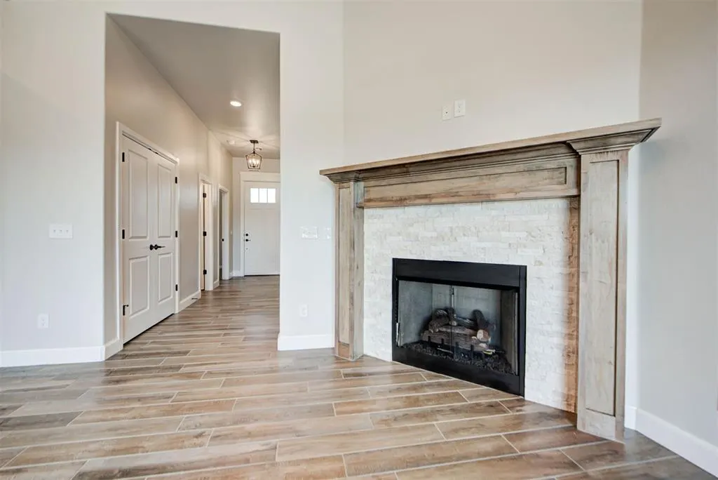 Photo 9 — 2003 Leo Court, Blanchard, OK 73010
