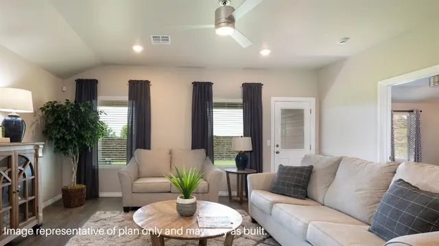 Photo 8 — 10244 NW 24th Terrace, Yukon, OK 73099