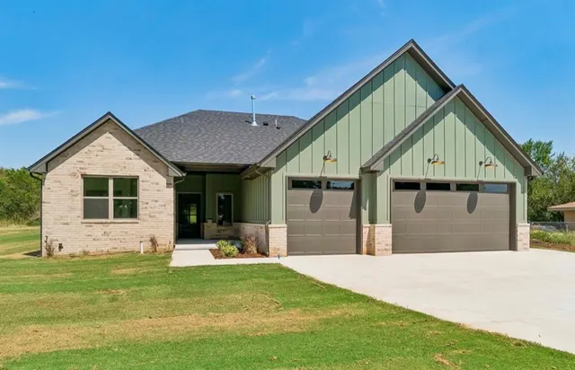 Photo 2 — 11401 E Draper Avenue, Choctaw, OK 73020