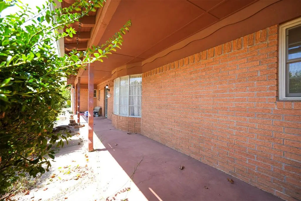Photo 6 — 1909 Willard Drive, Altus, OK 73521